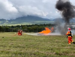 Bandara Rembele Kebakaran, Dua unit Foam Tender Warrior Dikerahkan Padamkan Api