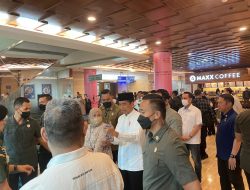 Presiden Jokowi Jenguk Doni Monardo di RS Siloam Semanggi