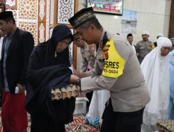 20 Paket Sembako Diserahkan Kapolres Aceh Kepada Warga Lut Tawar