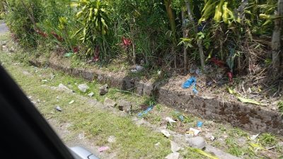 Ini Parah ni, Sampah Plastik Berserakan di Sepanjang Jalan Raya Menuju Takengon