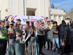 Sambut Hari Bhayangkara Ke-78, Polres Aceh Tengah Gelar Bakti Sosial Di Masjid