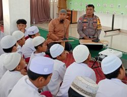 Sambangi Dua Sekolah, Sat Binmas Polres Aceh Tengah Sosialisasi Bahaya Narkoba dan Bullying