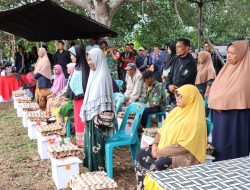 Jumat Berkah, 20 Warga Kampung Mulie Jadi  Terima Paket Sembako dari Polres Aceh Tengah