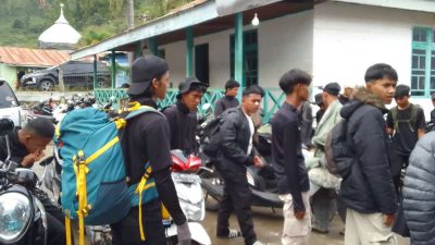 200an Pendaki Menuju Puncak Bur Kelieten Aceh Tengah Sambut Tahun Baru 2025