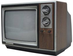 TV KAMI CERMIN RETAK ZAMAN INI