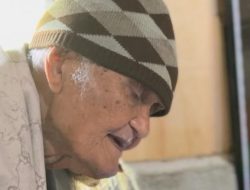 Perahu Kecil Menuju Cahaya