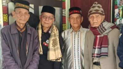 ANTARA YANG TELAH PULANG DAN YANG MASIH BERDENDANG